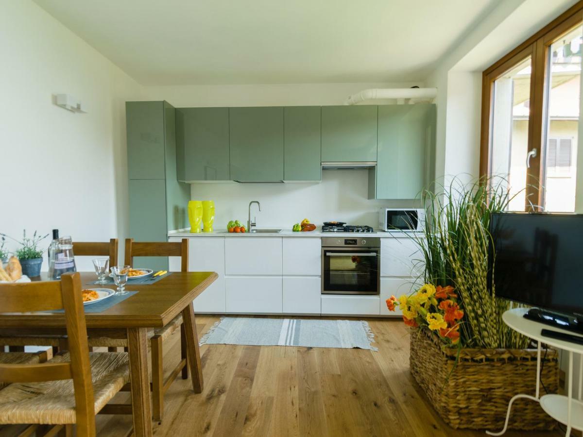 Discesa a Lago with terrace&garden on lake Iseo Riva di Solto Exterior foto