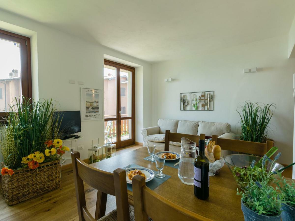Discesa a Lago with terrace&garden on lake Iseo Riva di Solto Exterior foto